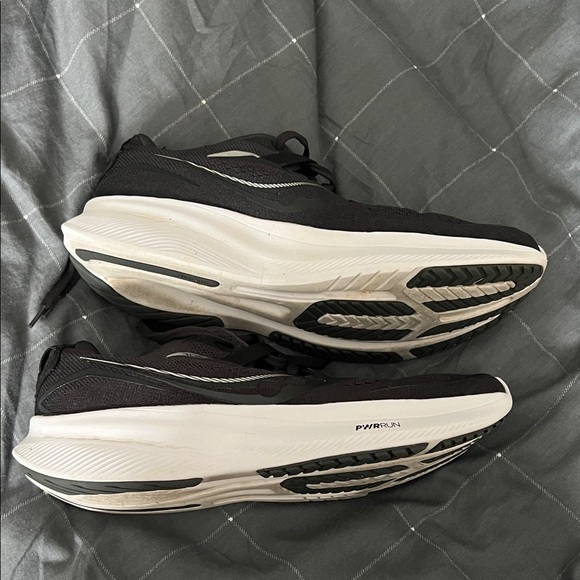 Saucony Black and White Running Shoes - Picture 2 of 5